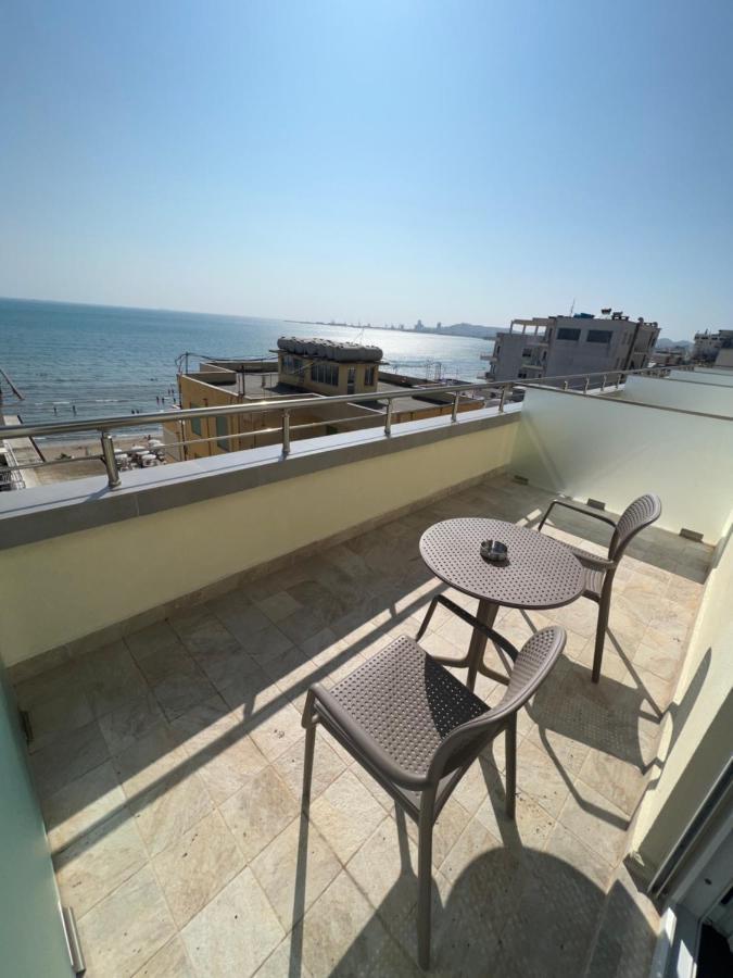 Split Rooftop Suites Durrës Kültér fotó