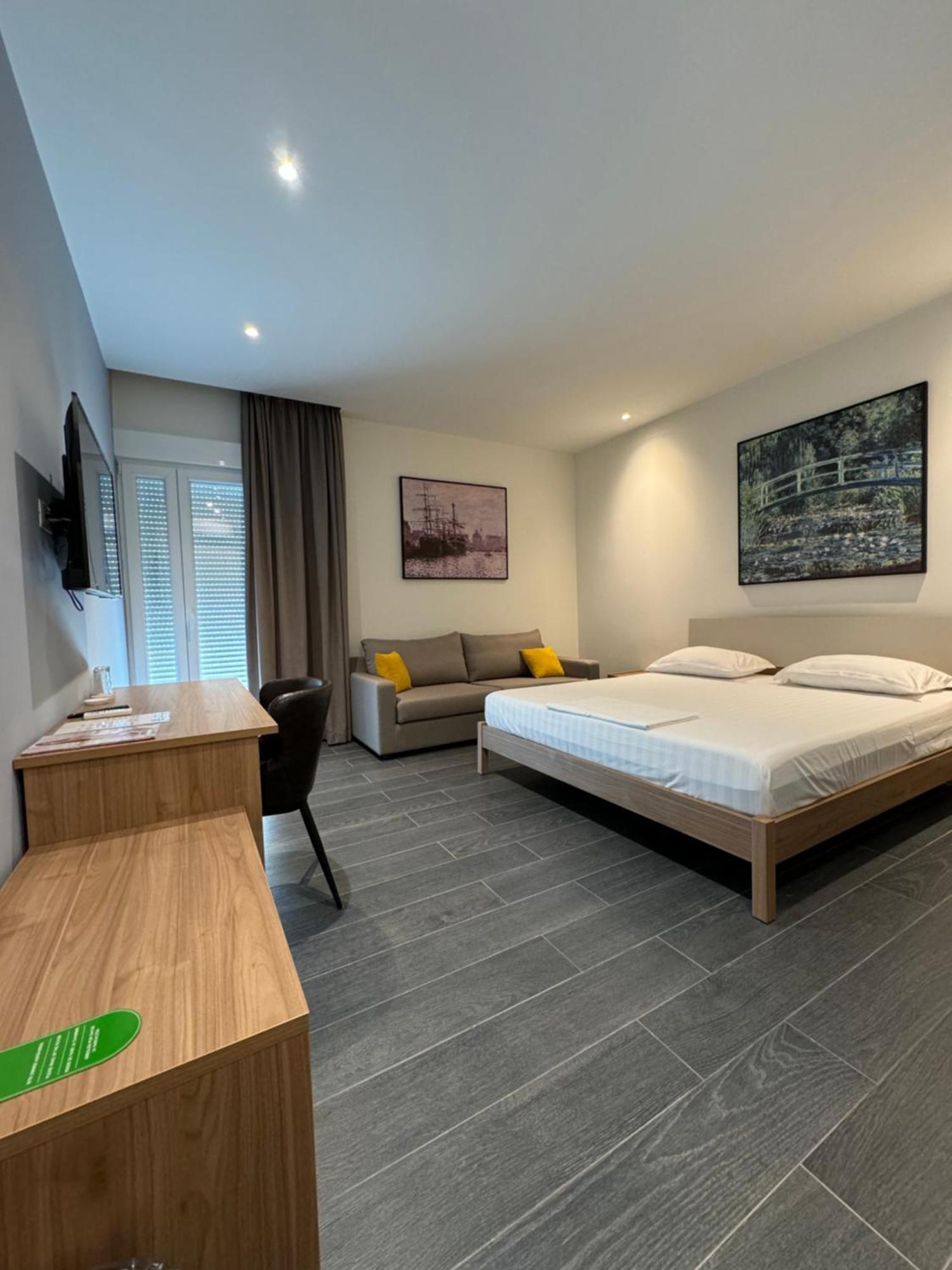 Split Rooftop Suites Durrës Kültér fotó